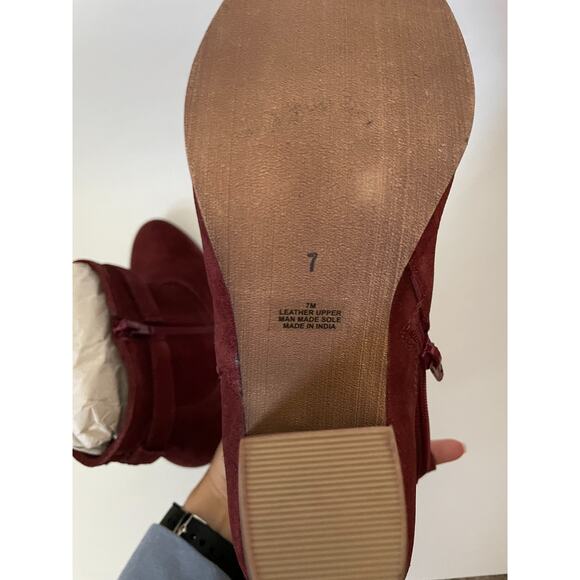 Diba Heeled Genuine Suede Buckle Boots Burgundy Red Size 7 NEW - Picture 9 of 9